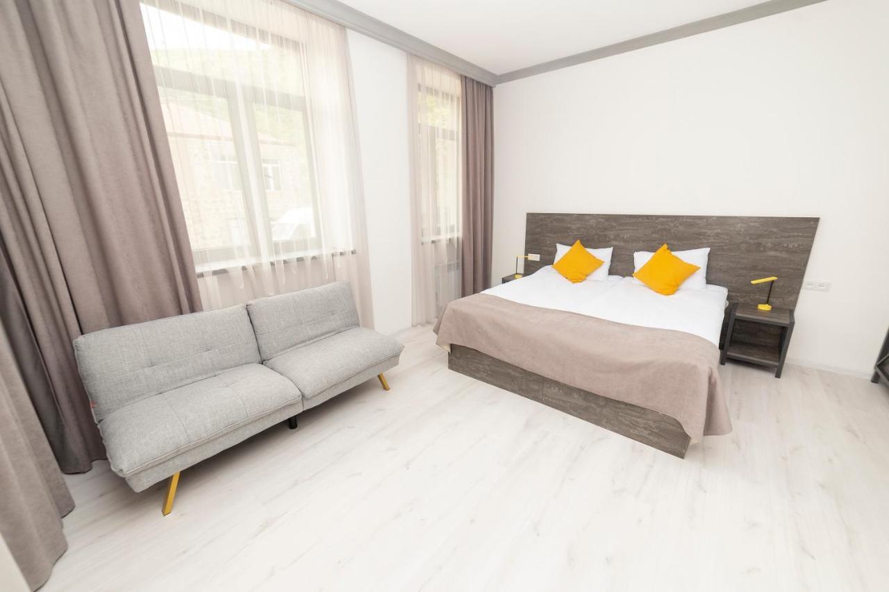 Popock Goris Hotell Exteriör bild