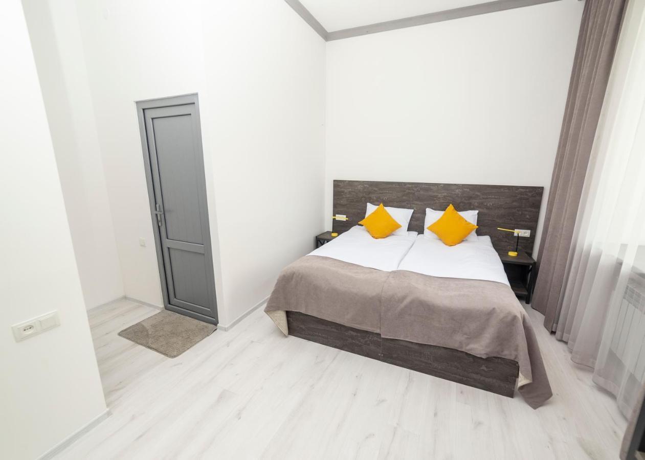 Popock Goris Hotell Exteriör bild